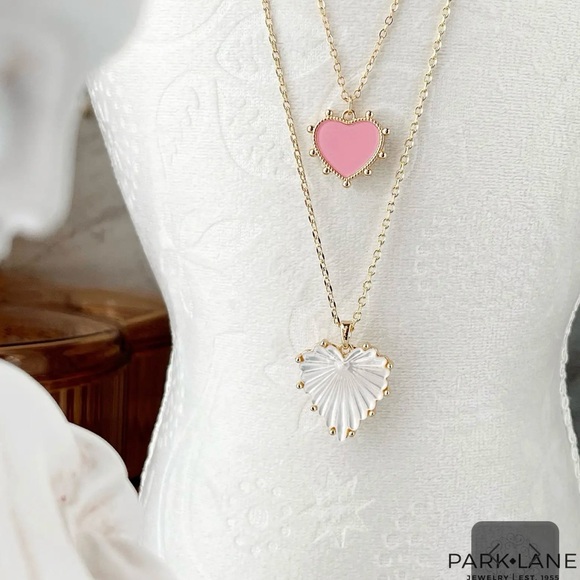 Park Lane Jewelry - Park Lane “Buttercream” Necklace! BNIB!!